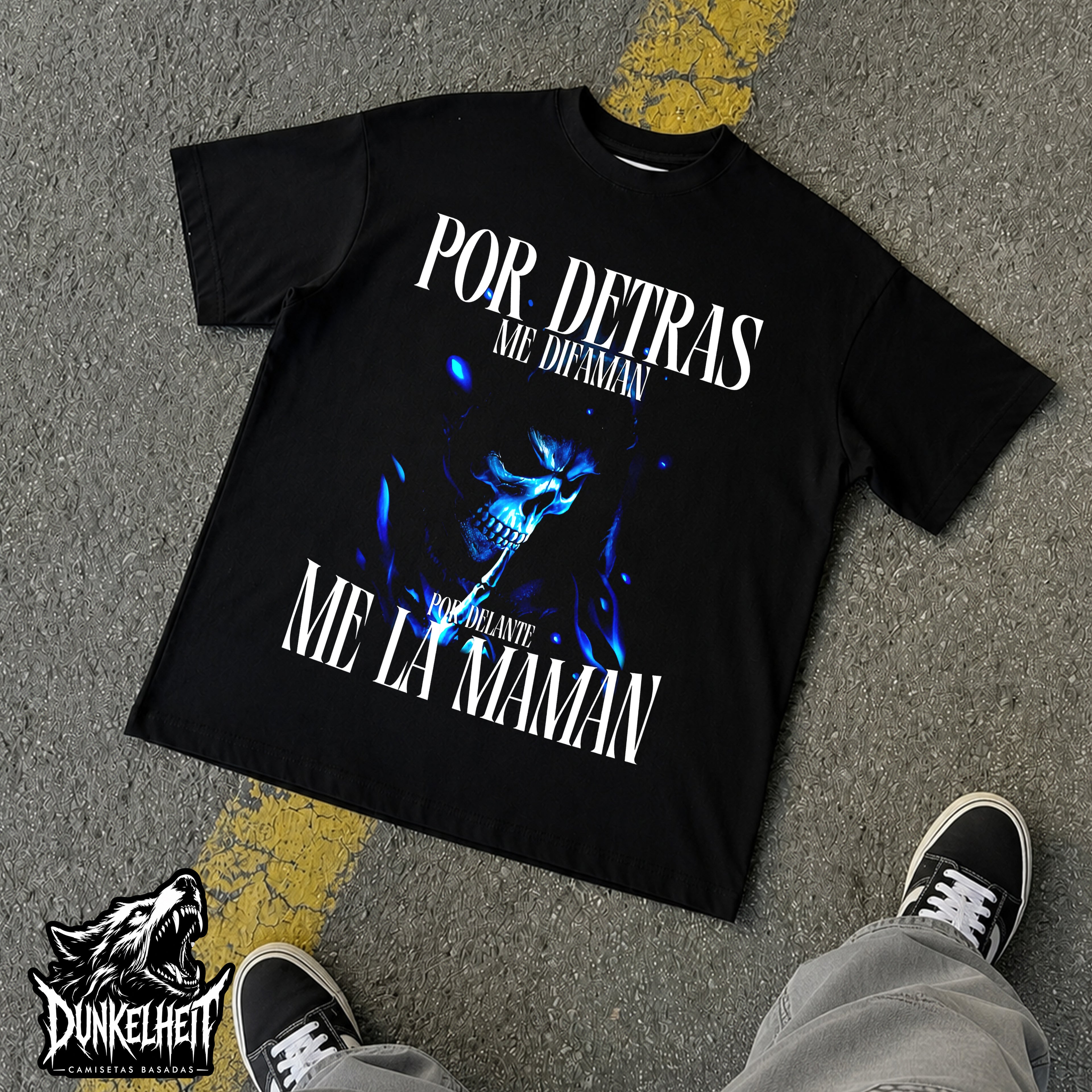Por detrás me difaman por delante me la maman